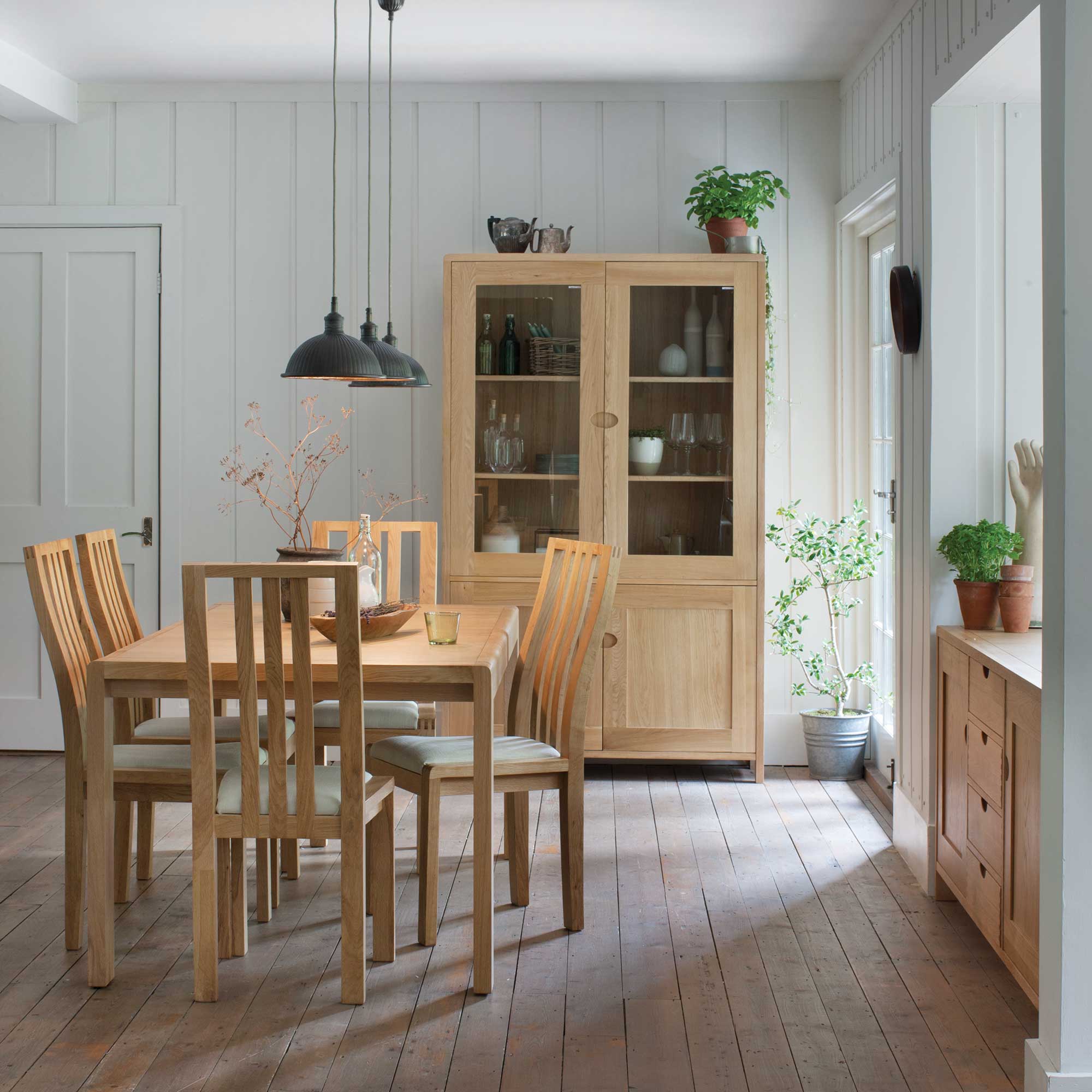 Favorable Dining Table 